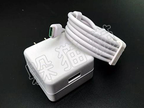 給手機(jī)買個保險！充電器防偽那些事